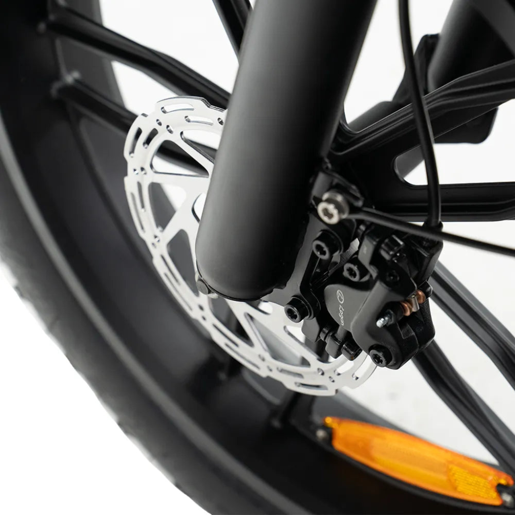 OUXI C80 - Zwart (incl. voetsteuntjes, achterzitje & alarm)