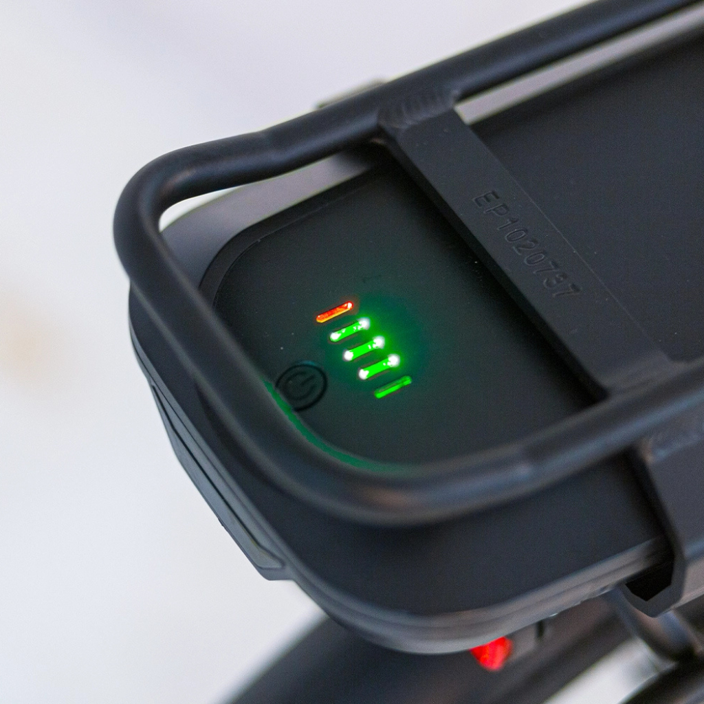 TOMOS EB 05 - Glossy Black