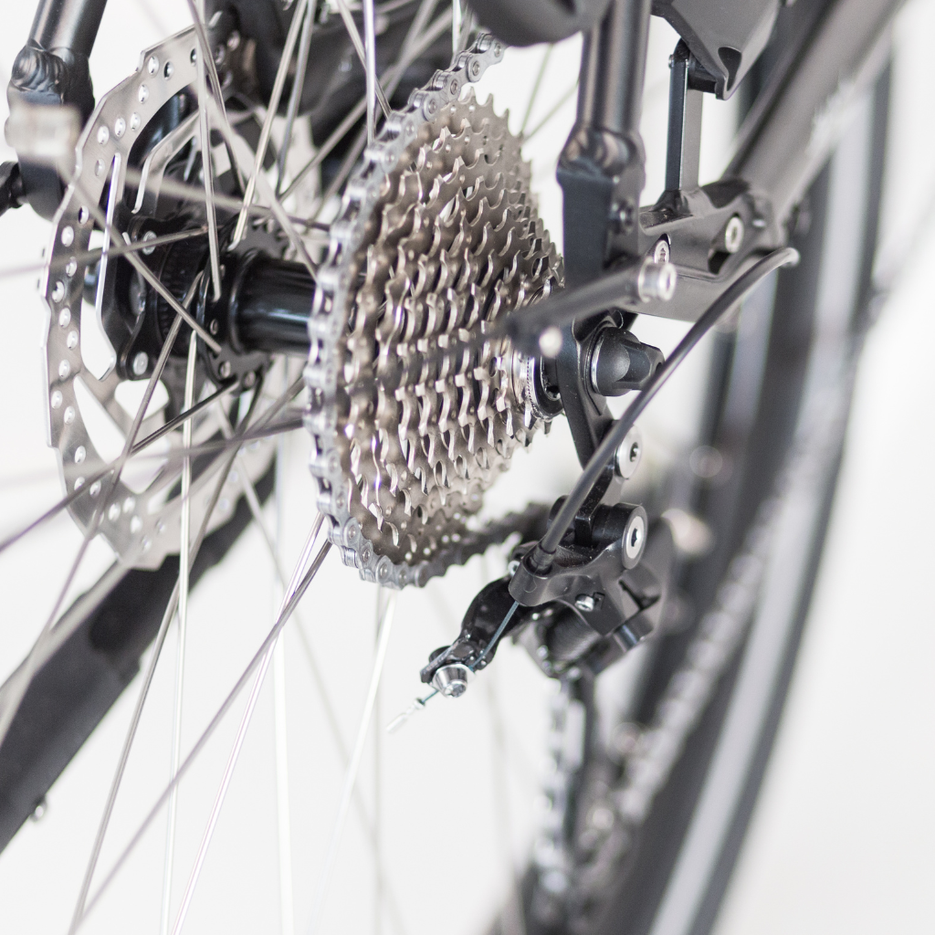 PUCH E-Saphir SUV D10 | Matt Black